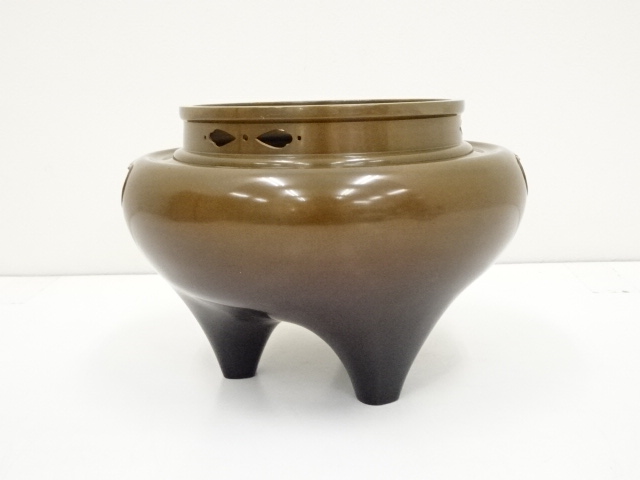 茶道具　風炉　麻生吉造（雄芳）作 道具 ] - 道具 麻生雄芳・菊地政光合作 唐銅朝鮮風炉釜（共箱